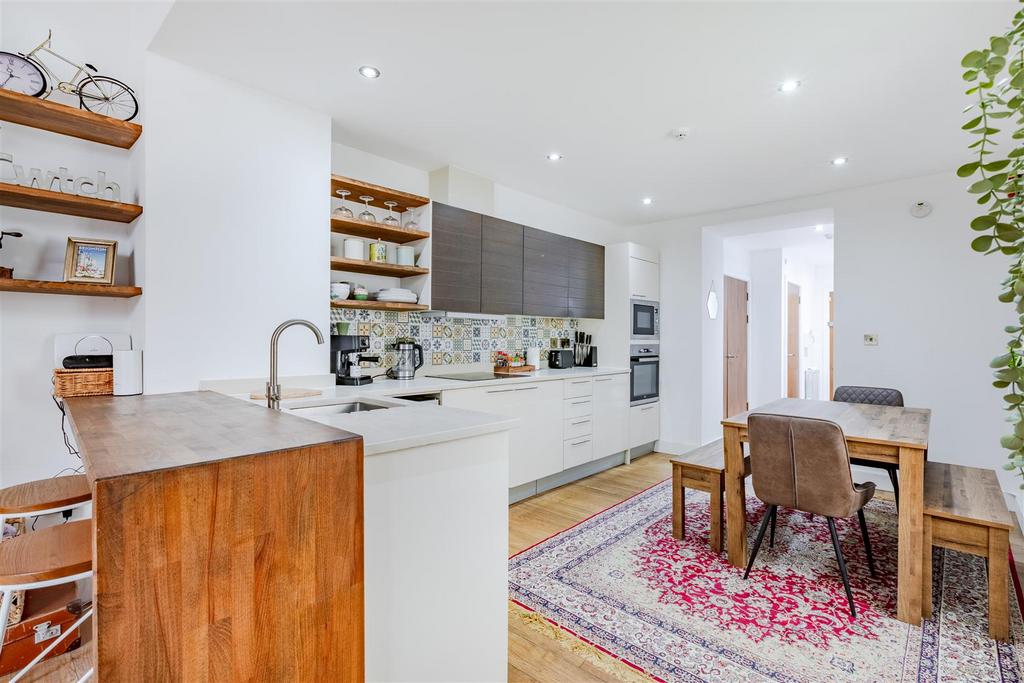 Kitchen/Dining Room