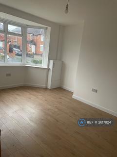 3 bedroom semi-detached house to rent, Bowly Road, Gloucester, GL1
