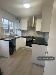 3 bedroom semi-detached house to rent, Bowly Road, Gloucester, GL1