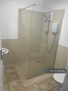 3 bedroom semi-detached house to rent, Bowly Road, Gloucester, GL1