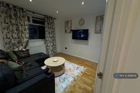 1 bedroom flat to rent, Shroffold Road, Bromley, BR1