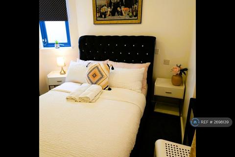 1 bedroom flat to rent, Shroffold Road, Bromley, BR1