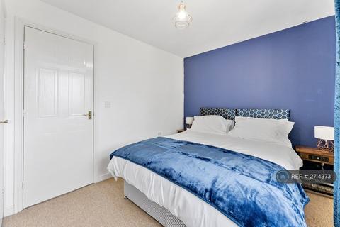 undefined, Greendale Drive, Radcliffe, M26