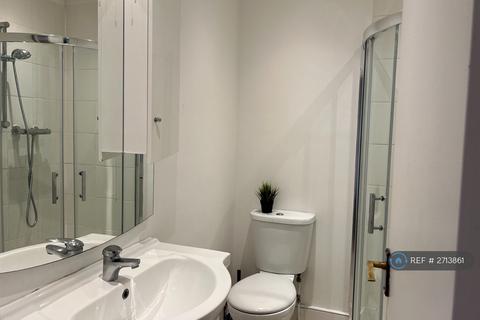 1 bedroom flat to rent, St. Peter's Street, London, N1