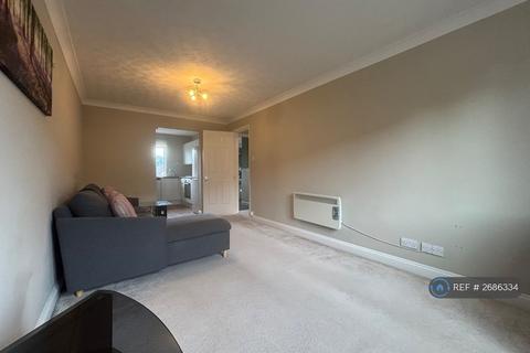 2 bedroom flat to rent, Greys Court, Reading, RG1