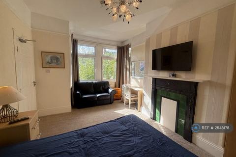 1 bedroom in a house share to rent, Northumberland Gardens, Jesmond, Newcastle Upon Tyne, NE2