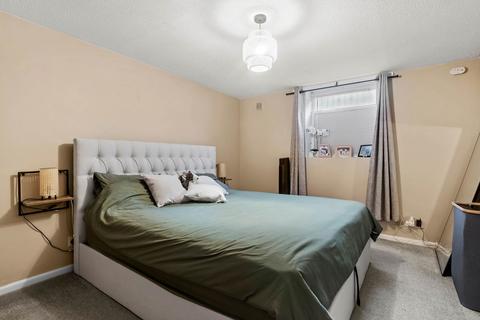 undefined, Flat B, 12 Bath Road, Worcester.  WR5 3EJ