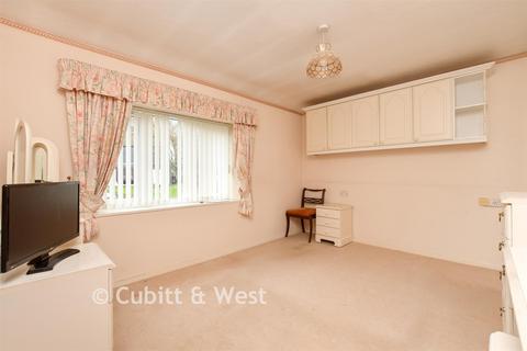 2 bedroom retirement property for sale, Haigh Crescent, Redhill, Surrey