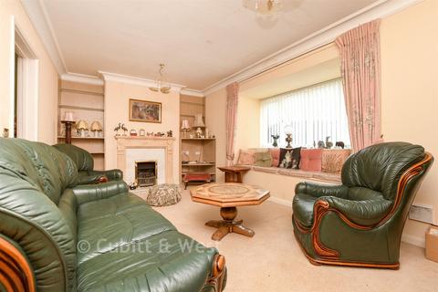 2 bedroom retirement property for sale, Haigh Crescent, Redhill RH1