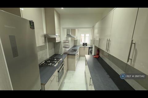 undefined, Chadwell Heath Lane, Chadwell Heath (Redbridge County), RM6