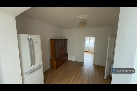 undefined, Chadwell Heath Lane, Chadwell Heath (Redbridge County), RM6
