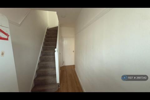 undefined, Chadwell Heath Lane, Chadwell Heath (Redbridge County), RM6