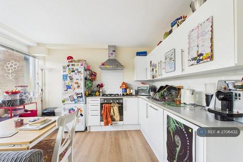 undefined, Portland Grove, London, SW8