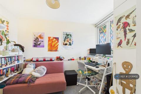 undefined, Portland Grove, London, SW8