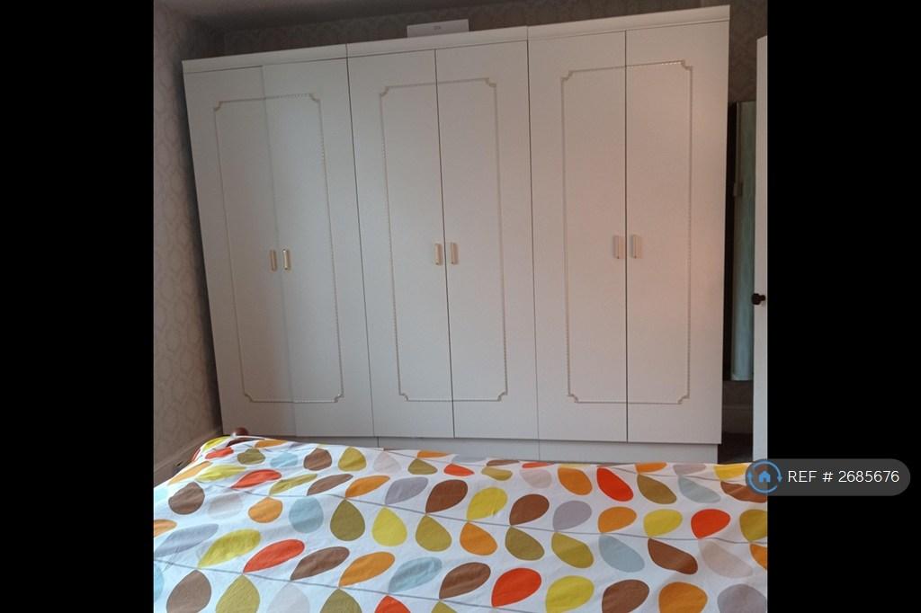 Bedroom Wardrobe
