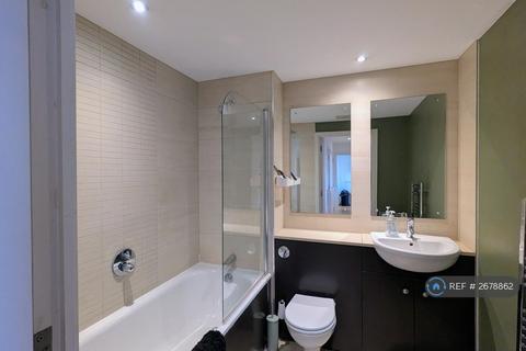 2 bedroom flat to rent, Crampton Street, London, SE17
