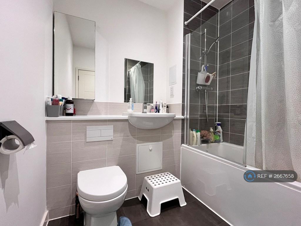 Bathroom ( Top Floor)