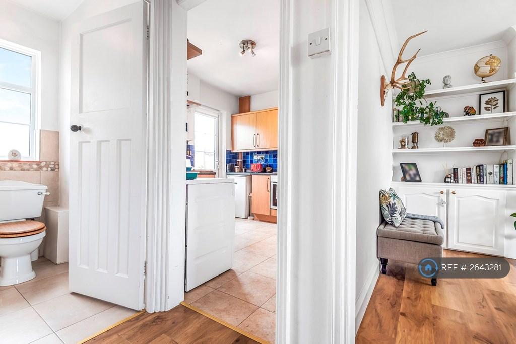 Landing To Living Room , Kitchen And Bathroom