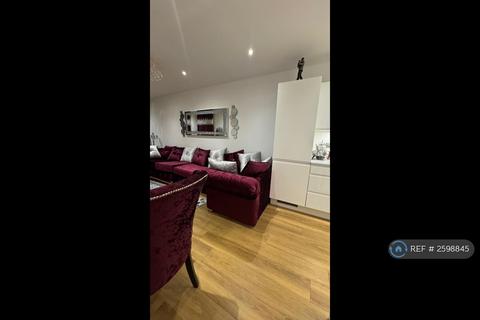 1 bedroom flat to rent, Hamme Building, London, E16