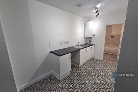Studio to rent, Croft Road, Nuneaton, CV10
