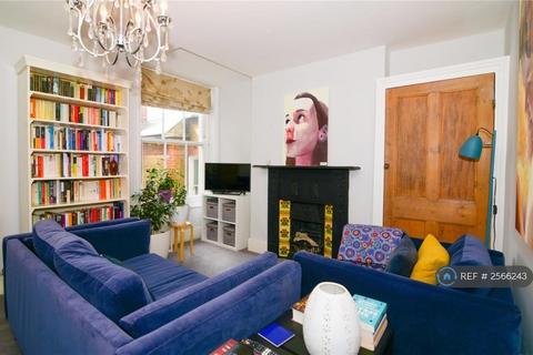 3 bedroom flat to rent, Lebanon Park Mansions, Twickenham, TW1