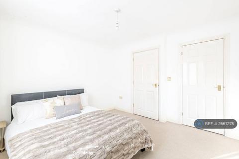 undefined, Banfield Road, London, SE15