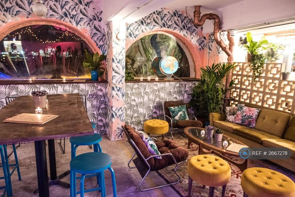 Near &amp; Far Bar - Peckham