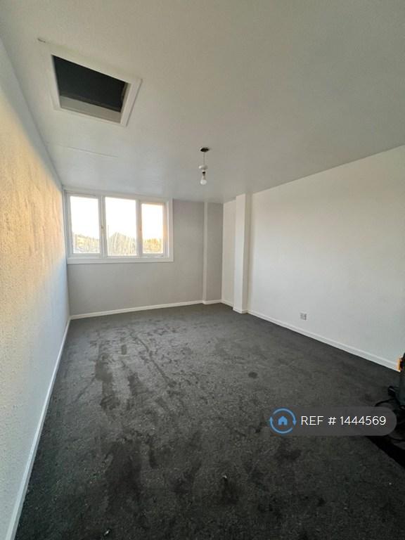 Room 2 Unfurnished