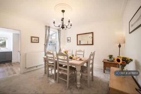 3 bedroom terraced house to rent, Lymore Gardens, Bath, BA2