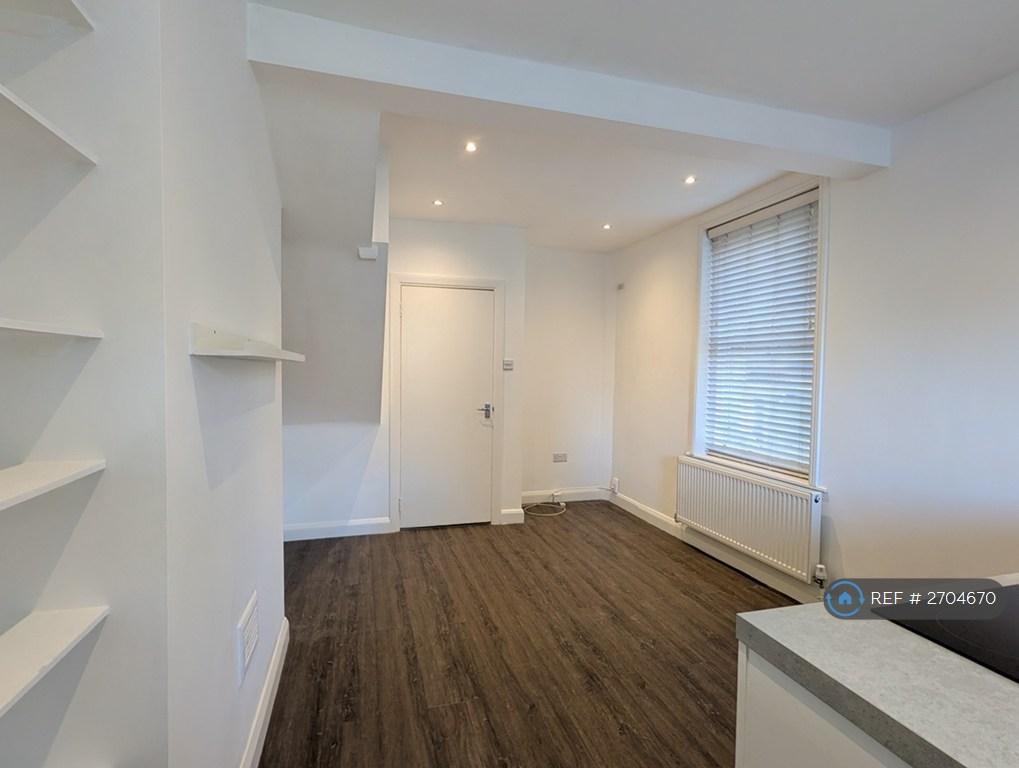 Living Area (1)