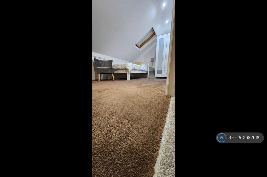 Room2