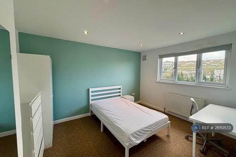 undefined, Old Hill Crescent, Falmouth, TR11