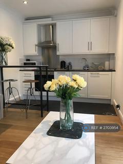 1 bedroom semi-detached house to rent, Glenbrook Road, London, NW6
