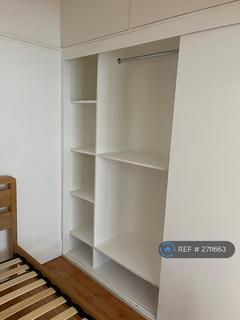 1 bedroom flat to rent, Hillside Court, London, NW3