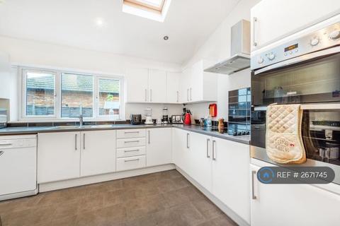 undefined, London Road, Ashford, TW15