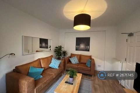 undefined, London Road, Ashford, TW15