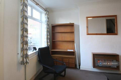 undefined, Anderson Mount, Leeds, LS8