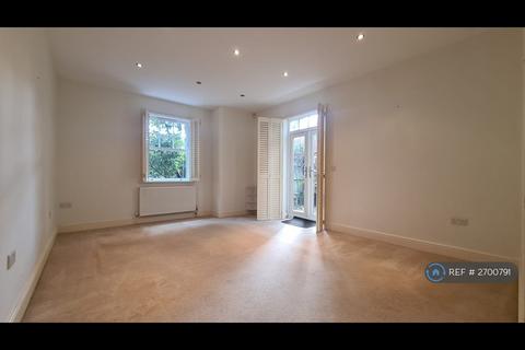 2 bedroom flat to rent, Allingham Court, Bromley, BR2