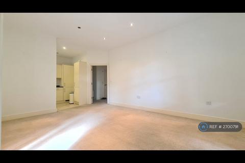 2 bedroom flat to rent, Allingham Court, Bromley, BR2