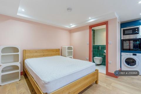 undefined, Saville Road, London, W4