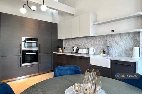 2 bedroom flat to rent, Great Titchfield Street, London, W1W