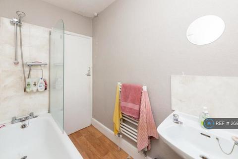 2 bedroom flat to rent, Newmarket Road, Brighton, BN2