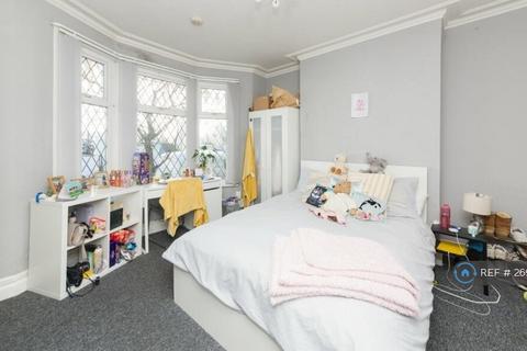 2 bedroom flat to rent, Newmarket Road, Brighton, BN2
