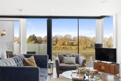 2 bedroom apartment for sale, Lonsdale Road, Barnes Village, London, SW13