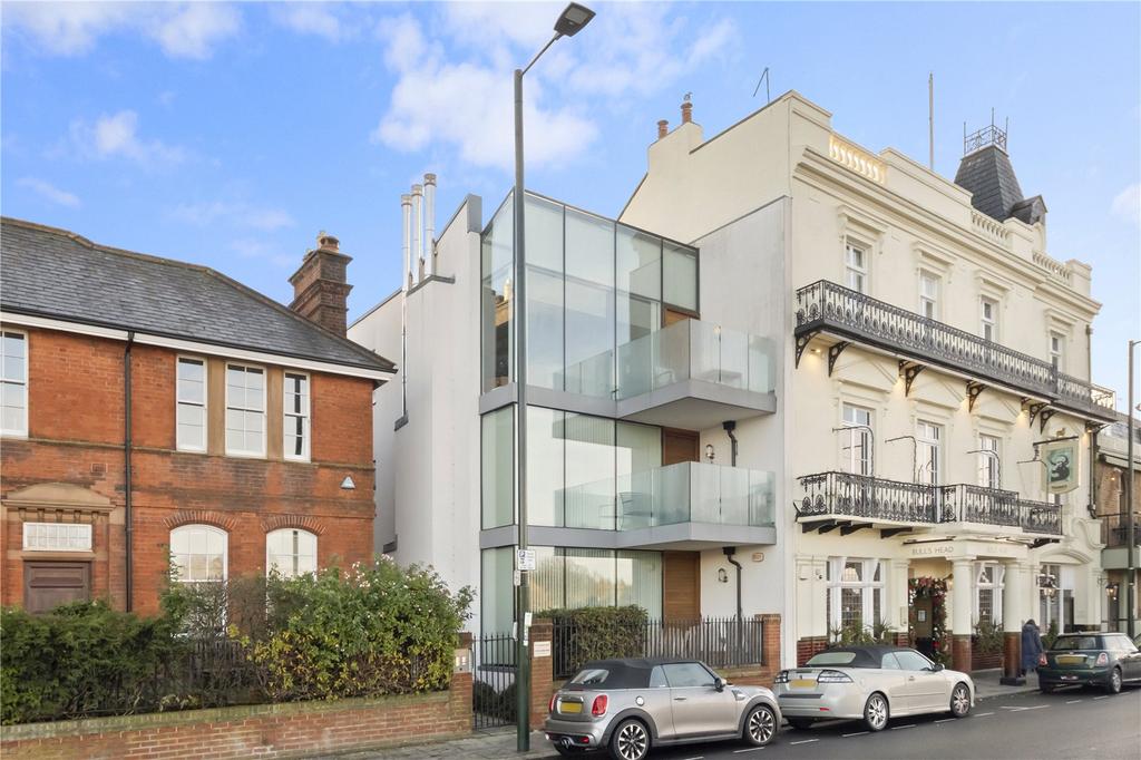 Lonsdale Road