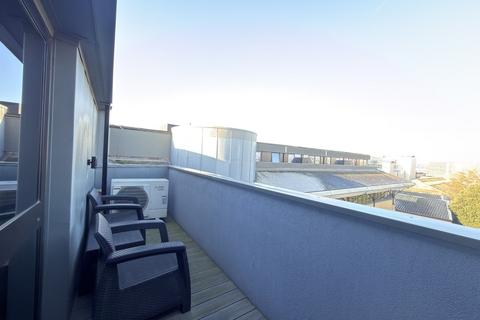 undefined, Harlequin Avenue
