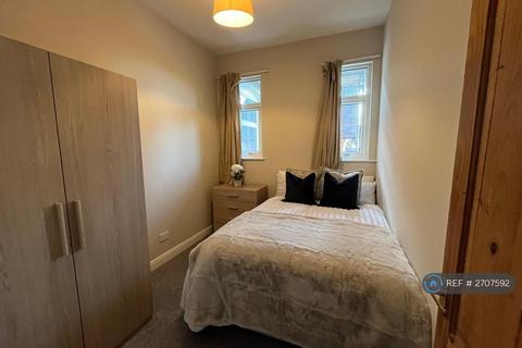 1 bedroom flat to rent, Grove Avenue, Birmingham, B13