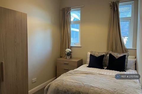 1 bedroom flat to rent, Grove Avenue, Birmingham, B13