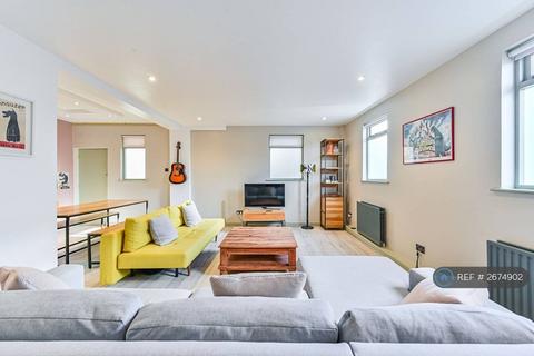 undefined, Burnt Ash Hill, London, SE12