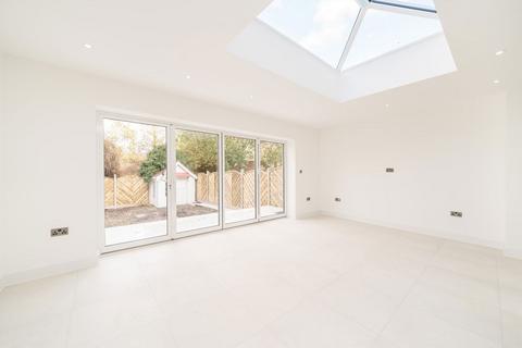 undefined, Ashbourne Road, Mitcham CR4